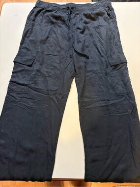 Women's Black Cargo Joggers with Elastic Waist